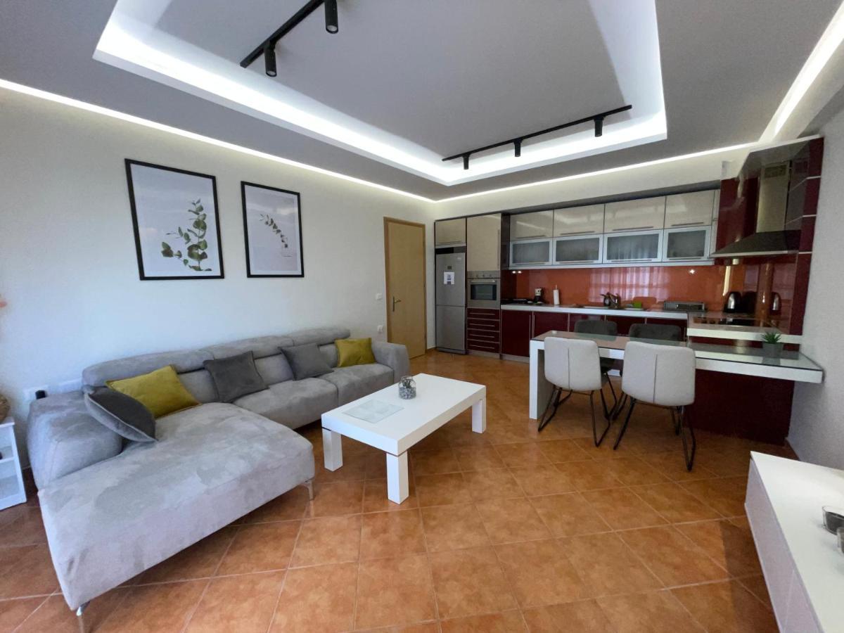 Saranda Central Apartment Eksteriør billede