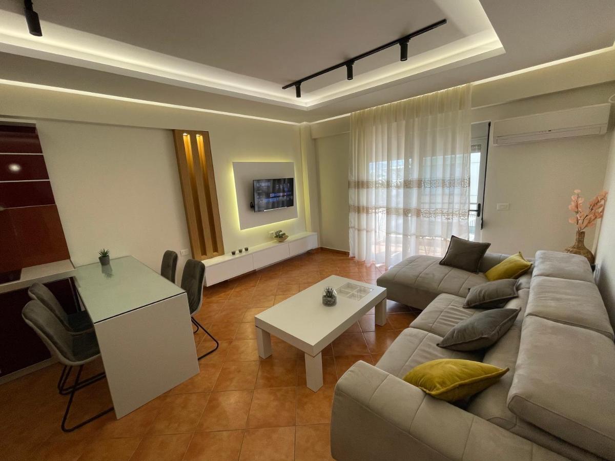 Saranda Central Apartment Eksteriør billede
